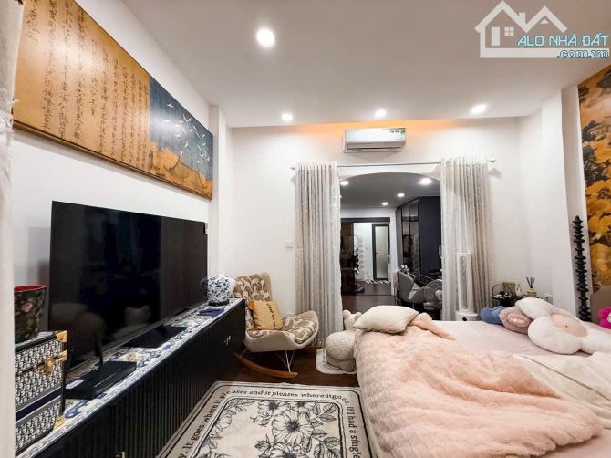 Nhà mới đẹp cạnh ga T3 TSN, 3 tầng, 4x13m, Trần Văn Dư, P13, 6.4 Tỷ - 1
