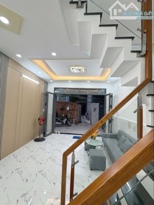 💥 HẺM ĐẸP THOÁNG - NGAY LÊ VĂN QUỚI - NGÃ TƯ 4 XÃ - NHÀ 2 TẦNG - 2 PHÒNG NGỦ - 36M2 - 4x9 - 1