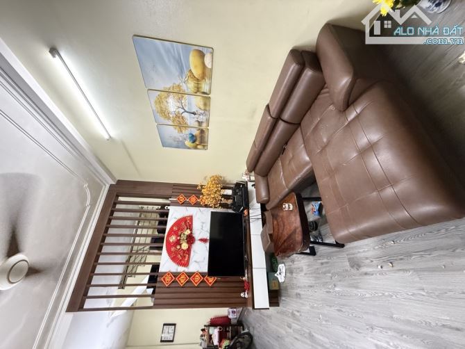 Bán nhà 4 tầng đẹp,  Tương Chúc Ngũ Hiệp Thanh Trì chỉ 4,95 tỷ còn thương lượng - 1