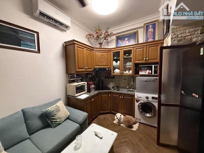 Bán nhà TRẦN KHÁT CHÂN – CĂN GÓC – 2 MẶT NGÕ – DÂN XÂY – FULL NỘI THẤT - Ở LUÔN - 1