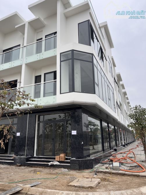 BÁN ĐẤT HOÀNG HÀ MẶT ĐƯỜNG TIẾP GIÁP VỚI KHU ANH DŨNG 4 - 1