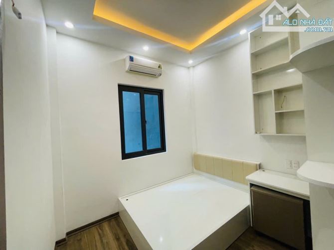 Bán nhà đẹp phố Vũ Tông Phan | Ô tô đỗ cửa, 36m², 5 tầng, giá 9.3 tỷ - 1