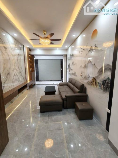 BÁN NHÀ HỒ TÙNG MẬU - NGÕ RỘNG - FULL NỘI THẤT - 33/38M2 - 5 TẦNG - 7.5 TỶ - 1