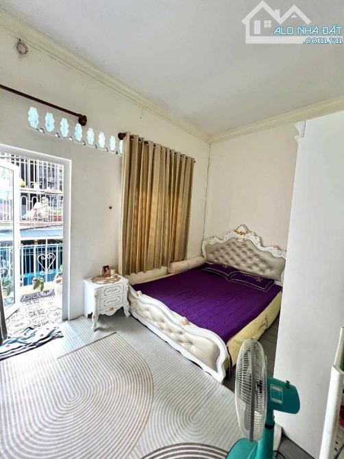 HÀNG HIẾM 2 MẶT HẺM ÔTÔ 3TẦNG, NGAY TRUNG TÂM GÒ VẤP ,4 PHÒNG NGỦ CHỈ 5TỶ6 - 1