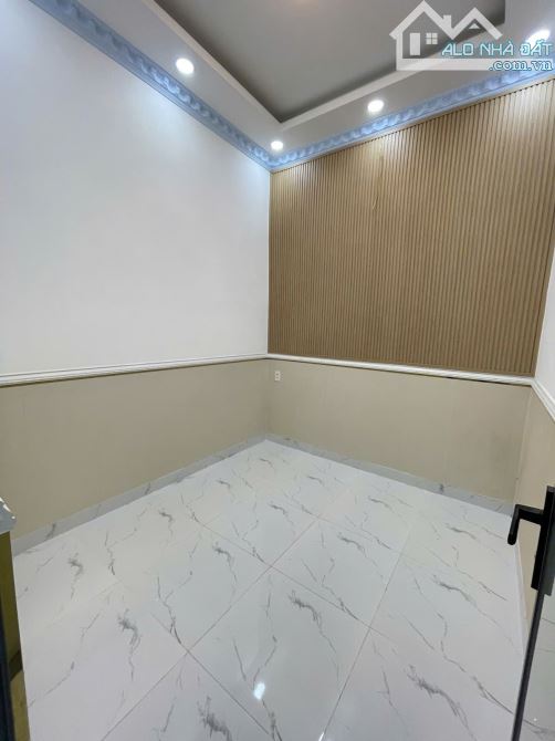BÁN NHÀ CÁCH PHÚ MỸ HƯNG 500M,PHẠM HỮU LẦU,PHÚ MỸ QUẬN 7,41M2(4X10.5)-2PN-GIÁ 3.55 TỶ - 1