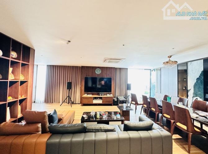 Độc hiếm - Toà nhà Aparment ngay mặt phố Liễu Giai, Ba Đình. DT: 115m2 x mt 5.6 x 7T. - 1