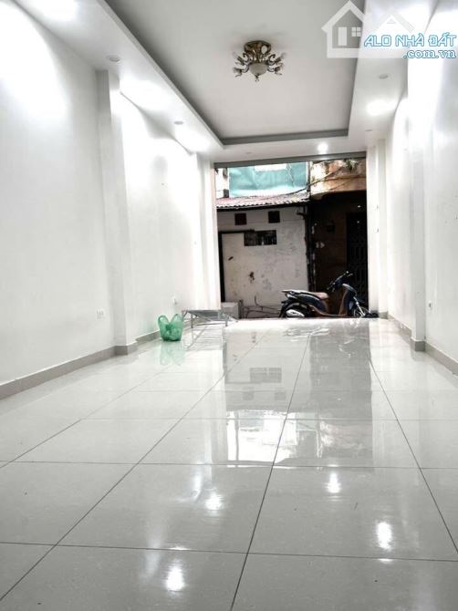 Cho thuê nhà ngõ Quan Thổ 3, 4 tầng x 36m2, 4 ngủ, KD Spa, VP, ở gia đình, 16.5tr iệu - 1