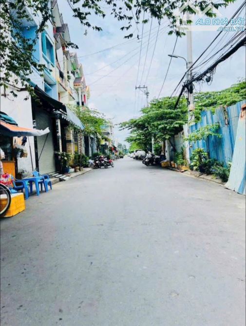 Hương Lộ 2 Bình Tân , 4 x 16m , 4 tầng BTCT mới đẹp , hẻm 8m , chỉ 6.35 tỷ tl - 1
