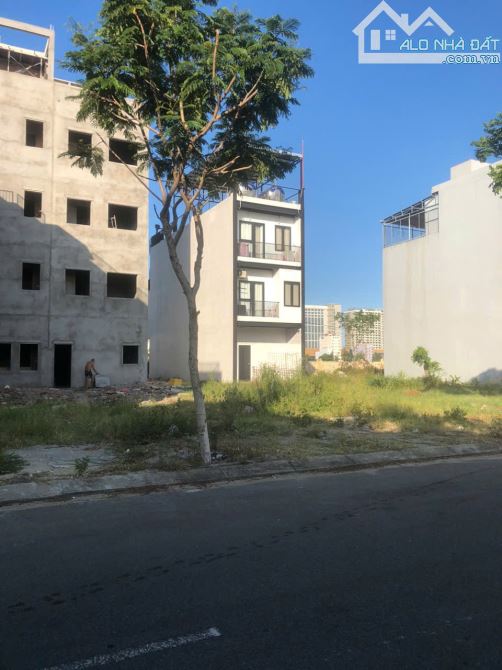 Bán Lô đất 90m2 đẹp đường đa mặn đông khu cán bộ Hải Quân khuê mỹ ngũ hành sơn - 1