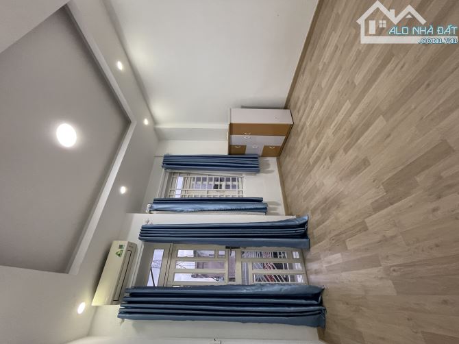 BÁN NHANH NHÀ 4 TẦNG PHẠM VĂN BẠCH, PHƯỜNG 12, GÒ VẤP, HẺM XE HƠI, 44M2, 4 PHÒNG, 4 TỶ 9 - 1