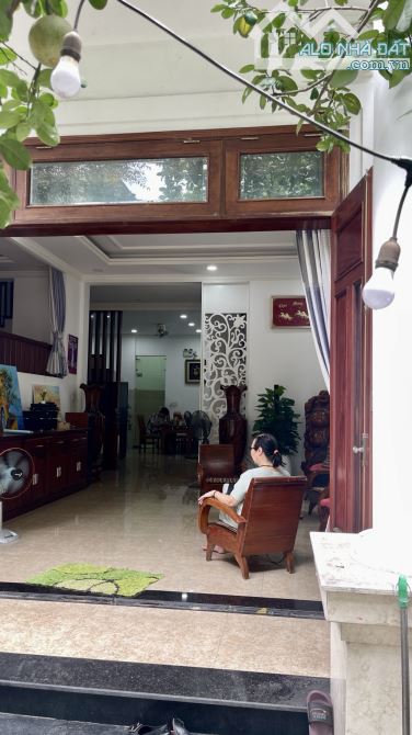 💥 BÁN BIỆT THỰ 3 TẦNG DIỆN TÍCH KHỦNG GẦN 200m2 GẦN KHU ĐẦU NỔI,GẦN SÔNG💥 - 1