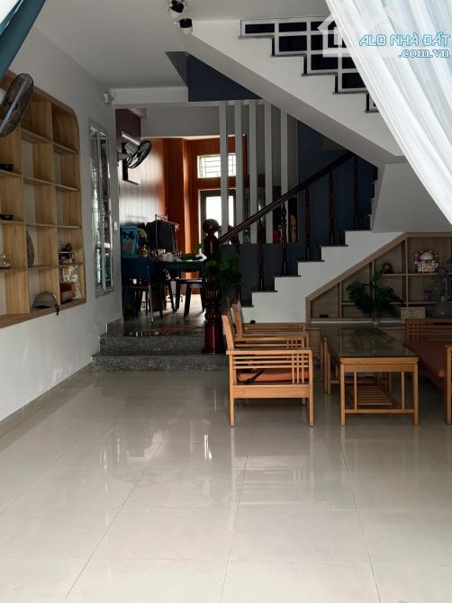 🏠 Bán nhà 3 tầng kiệt ô tô gần Nguyễn Văn Thoại – gần biển Mỹ Khê, giá tốt nhất khu vực - 1