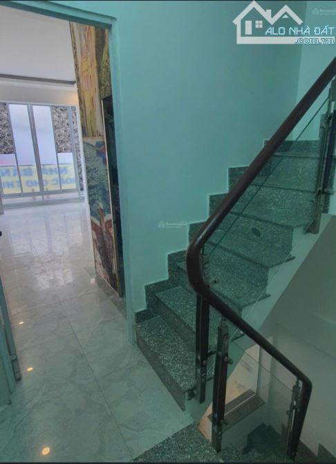* Bán Nhà Mặt Tiền KD Sầm Uất Cao Đạt Gần Trần Hưng Đạo Q5 Mới Đẹp 3 Tầng 9 Tỷ Nhỉnh - 1