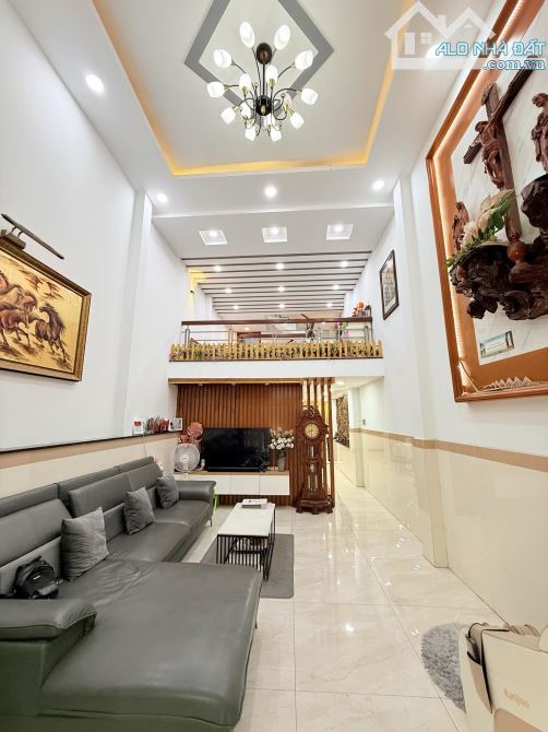 Nhà HXH Phan Huy Ích_ P15, Tân Bình. DT 75m2. 3 tầng: 4m x 19m. Giá 7.75 tỷ. - 1