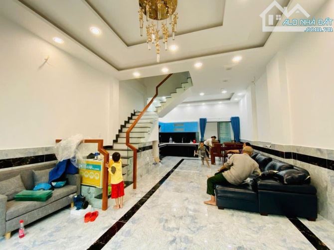 Bán Nhà Hương Lộ 2 - HXH - 3 Lầu - Ngang 5m - Nhỉnh 6 tỷ - 1