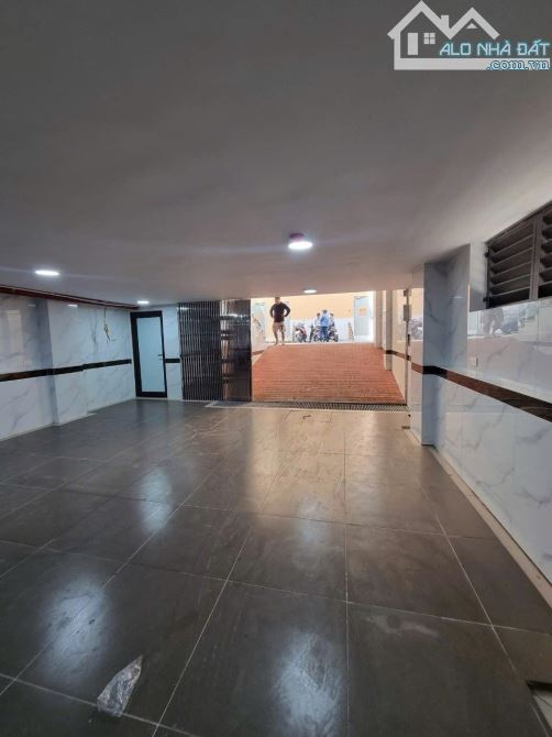Bán Nhà 2 Ô Tô Tránh Tây Hồ 130m2-9T MT8m LÔ GÓC 3 THOÁNG 51,5 Tỷ Lạc Long Quân. - 1