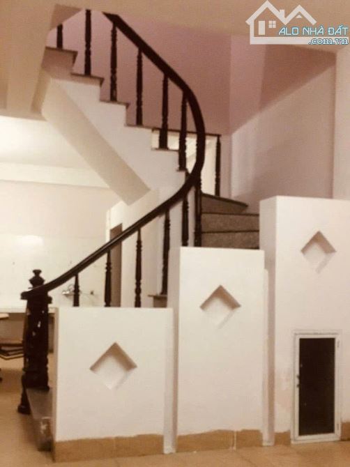 Cho thuê nhà ngõ Kim Giang, 4 tầng x 42m2m 4 ngủ, 3 WC, 12 Triệu - 1