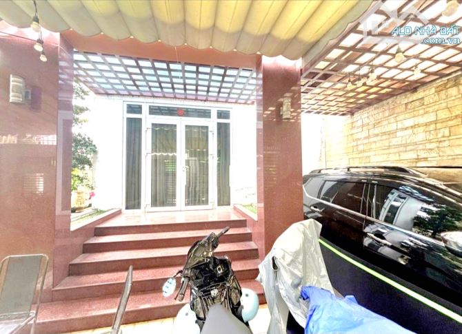 BIỆT THỰ 4 TẦNG, MẶT TIỀN ĐƯỜNG, P. HIỆP PHÚ, QUẬN 9 - 1