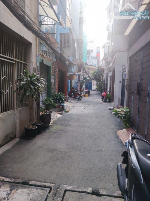 HẺM THƯƠNG HIỆU 666 3 THÁNG 2_NGANG 4,3M NỞ HẬU 5M_3 TẦNG - 1