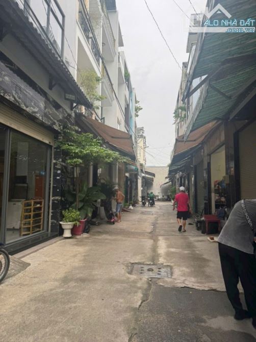 SIÊU PHẨM TÂN PHÚ - KHÔNG CÓ CĂN THỨ 2 -XE HƠI NGỦ TRONG NHÀ - DTSD 207M2. - 1