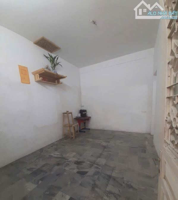 Cho thuê nhà nguyên căn 2 tầng thái thịnh - 1