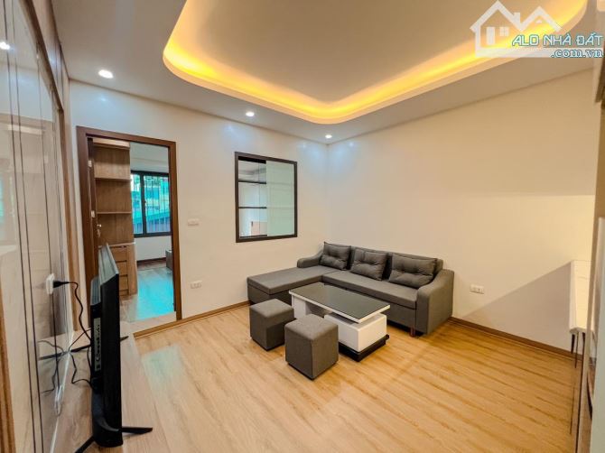 3.2 TỶ CÓ NGAY CĂN TẬP THỂ TÂN-HOÀNG MAI, RỘNG 50M2, FULL NỘI THẤT, TẦNG 3, DÂN TRÍ CAO - 1