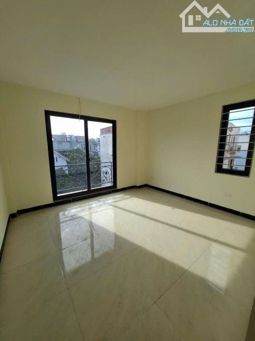 LÔ GÓC NAM DƯ – Ô TÔ VÀO NHÀ – 5 TẦNG- 47.3m² - Giá chỉ: 6.8 tỷ - 1