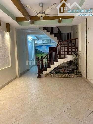 Nhà riêng 5 tầng Thái Hà – Đống Đa, 50m², 9 phòng, phù hợp VP, spa, thẩm mỹ viện - 1