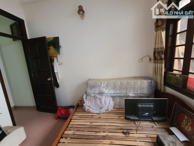 Chủ cho thuê nhà gần trường Bách Khoa, Xây Dựng, Kinh Tế - 1