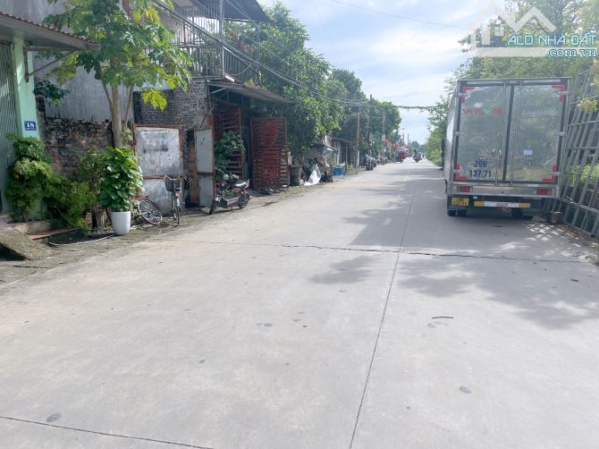 Sóc Sơn 80m chỉ hơn 2 tỏi. View bờ hồ. Cực phẩm về vị trí. - 1