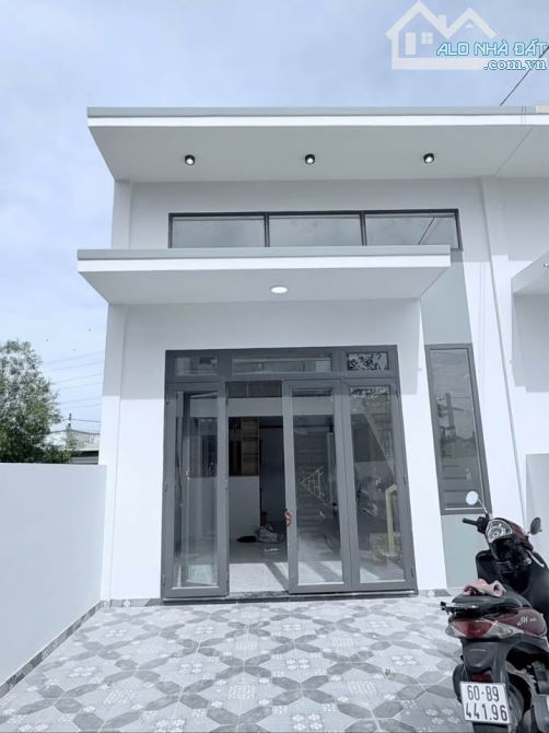 Nhà sổ riêng thổ cư, đường ô tô, 1 trệt 1 lầu TRẢ TRƯỚC CHỈ 400 - 1