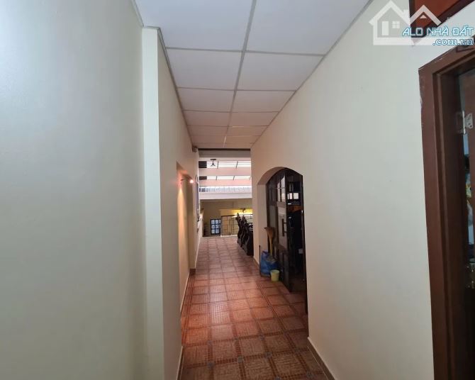 Bán Gấp Nhà 3 Mặt Tiền Hẻm Thành Thái, Quận 10: DT 122m², Chỉ Còn 17 Tỷ Thương Lượng Mạnh! - 1