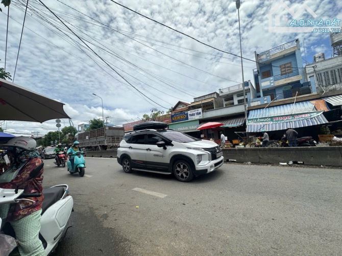 Bà ĐIểm(XTĐ-HM) bán nhà 3 tầng ngang 5m mt kinh doanh đường Nguyễn Thị Sóc giá 16,5tỷ - 1