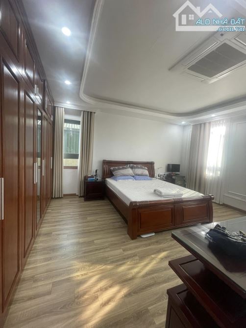 SIÊU PHẨM,TÒA NHÀ,MẶT PHỐ QUAN NHÂN, THANH XUÂN, DT 130M, 8 T, MT 8M, GIÁ BÁN 46 TỶ - 1