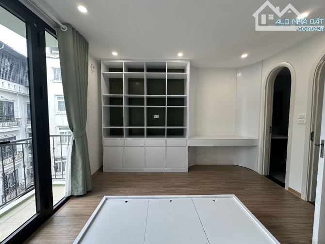 Nhà Hoàng Hoa Thám dt 33 m X 6 Tầng mới đẹp, thiết kế phong cách trang nhã, nhà ba mặt tho - 1