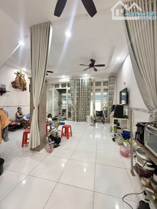CHỈ 6,2 TỶ QUẬN 8 KẾ Q5,Q6 DT 90M2 KO QUY HOẠCH, HẺM 4M Ô TÔ TỚI NHÀ. - 1