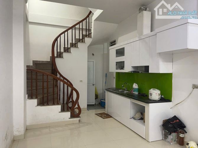 BÁN NHÀ 4 TẦNG LÔ GÓC Ô TÔ ĐỖ CỬA MẬU LƯƠNG. DT: 30m. Gía chưa đến 6 tỷ - 1