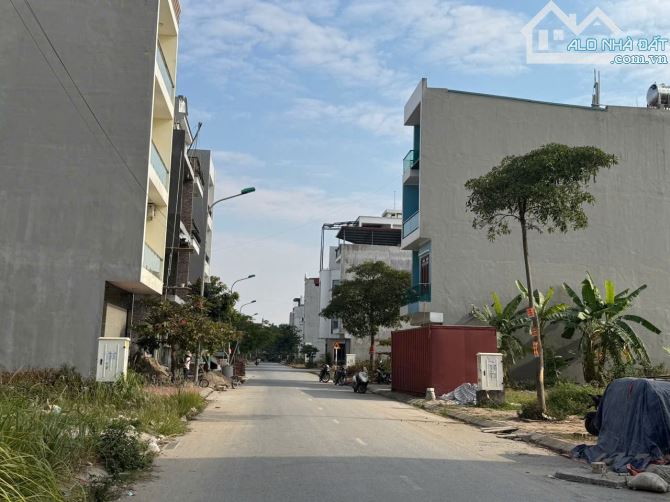 Bán lô làn 2 đg H100 giãn dân Yên Mẫn, Kinh Bắc - Bắc Ninh. ♦️DT 70,4m2 - 1