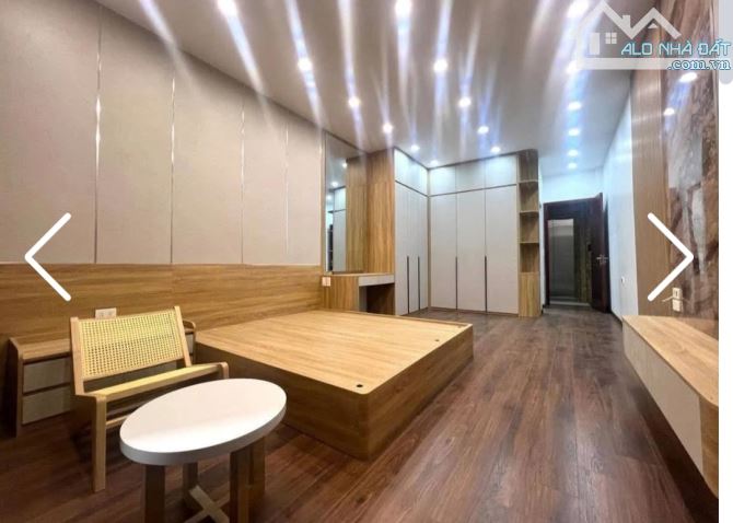Bán nhà phân lô  cầu giấy ,phùng  trí kiên 47m  Mt 4 m 6 t giá chỉ 15,6 tỷ - 1