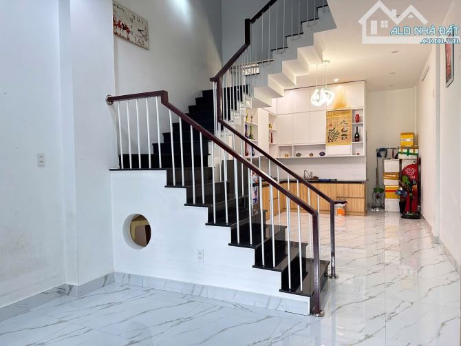 Nhà 4 Tầng Mặt tiền Nguyễn Hữu Cảnh - Cạnh Làng Đại Học - 6 Tỷ - 1