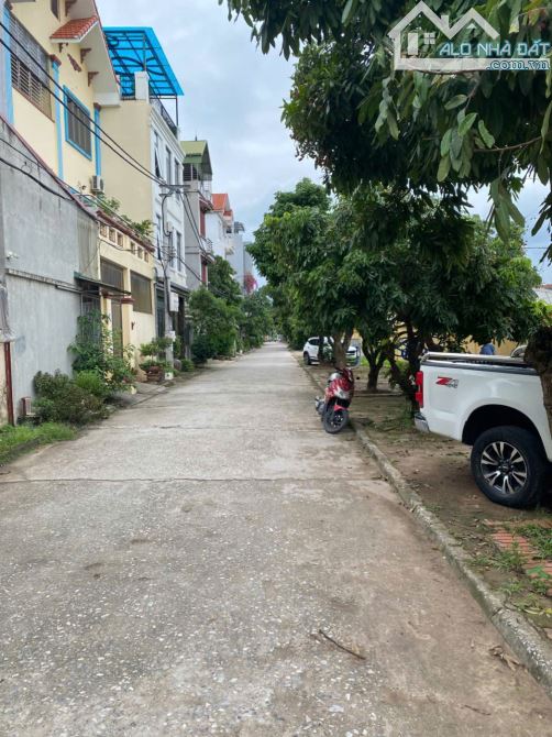 BÁN ĐẤT TRÂU QUỲ – PHÂN LÔ VIỆN RAU QUẢ – MẶT TRỤC KINH DOANH – XE TẢI TRÁNH – VỈA HÈ 4M - 1