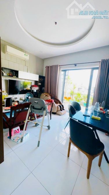 NHÀ ĐẸP HIẾM BÁN KHU VIP ĐƯỜNG SỐ Q4 GÓC 5 TẤM 2 MT 8M GIÁ 12TỈ 7 HÀNG HIẾM HÌNH THẬT