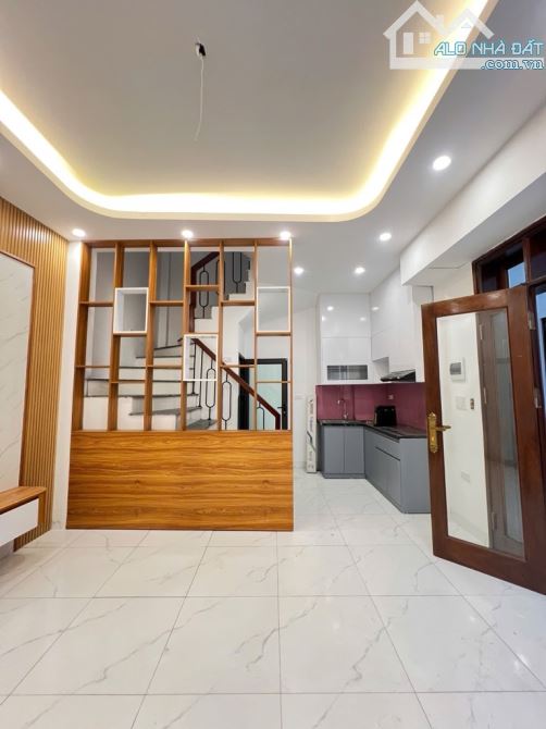 🏠 Xuân Đỉnh, 39m2 nhỉnh 8 tỷ, mới koong, ô tô đỗ cửa, sát mặt phố, hàng xóm Ciputra - 1