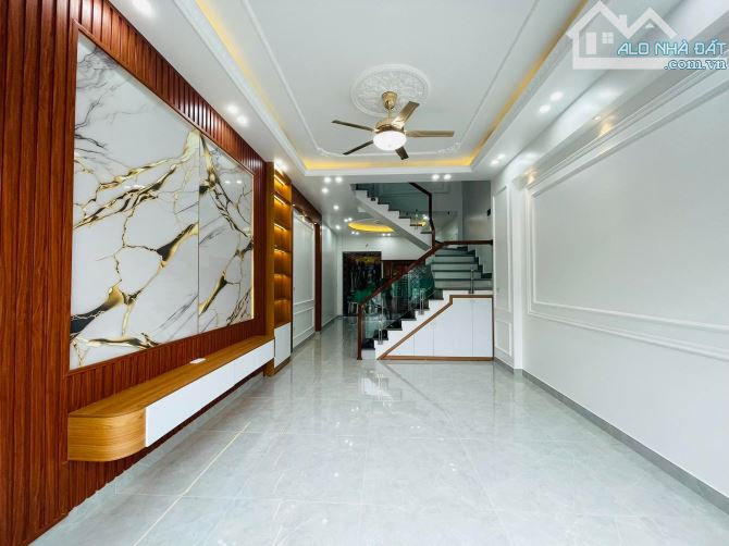 💥 NHÀ 3 TẦNG – GIÁ CHỈ 2 TỶ 150 TRIỆU – TRUNG TÂM TÔ HIỆU – HƯỚNG ĐÔNG - 1