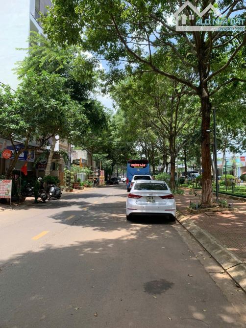 BUILDING MẶT TIỀN TRẦN QUỐC THẢO TÂN AN,6X20M,ĐỦ CÔNG NĂNG - 1