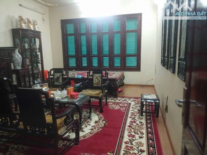 Lạc Long Quân - Sát phố, oto tránh🌹DT 80m2 - 5 tầng - MT5m - 26.2 Tỷ - 1