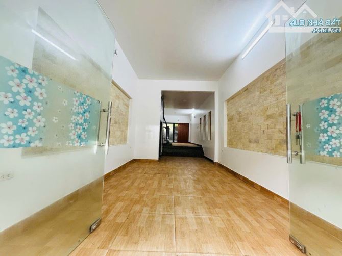 BÁN NHÀ ĐƯỜNG 800A PHÙNG CHÍ KIÊN, CẦU GIẤY 17 TỶ 60m 5 TẦNG MT 4m PHÂN LÔ QUÂN ĐỘI - 1