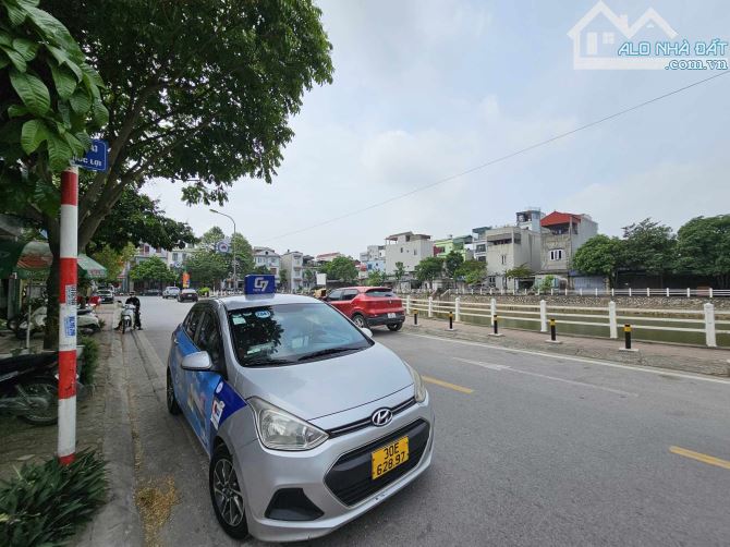 Quá rẻ, ở đẹp đầu tư tiềm năng, dt 50m2 đất, vị trí hiếm, nhỉnh 4 tỷ tại Phúc Lợi - 1