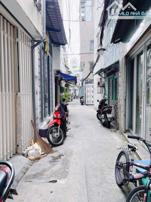 Bán nhà Xóm Chiếu - 3 tầng - Ngang 7.5 dài 7 - Hẻm 3m, Quận 4. - 1