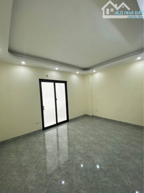 NHANH TAY! Liên Mạc hiếm 43m, 5 tầng đẹp, vài bước ra ô tô, chỉ 6.3 Tỷ - 1